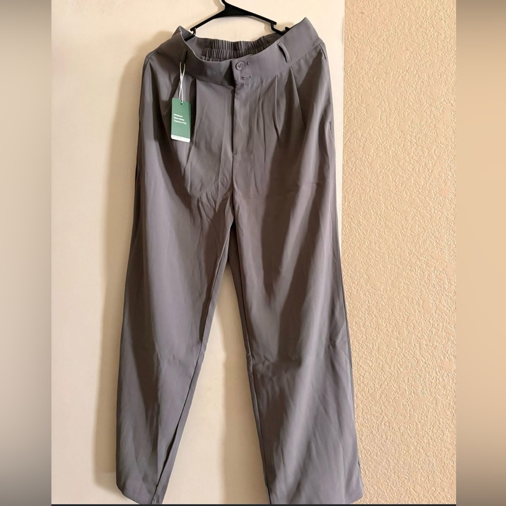 HALARA Women's Gray Trousers. Medium regular length